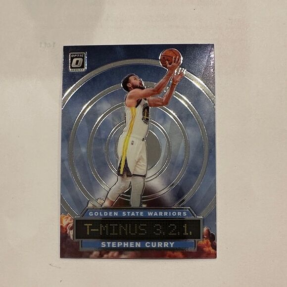 Panini Kids Trading Card - Blue and Silver of Stephen Curry T-Minus mint cond - Picture 1 of 3